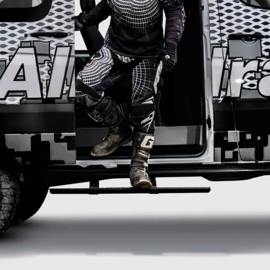 Alpha Dynamik vollautomatische Trittstufe (ETB Serie) für Wohnmobile und Kastenwagen mit Einbau - Vamper