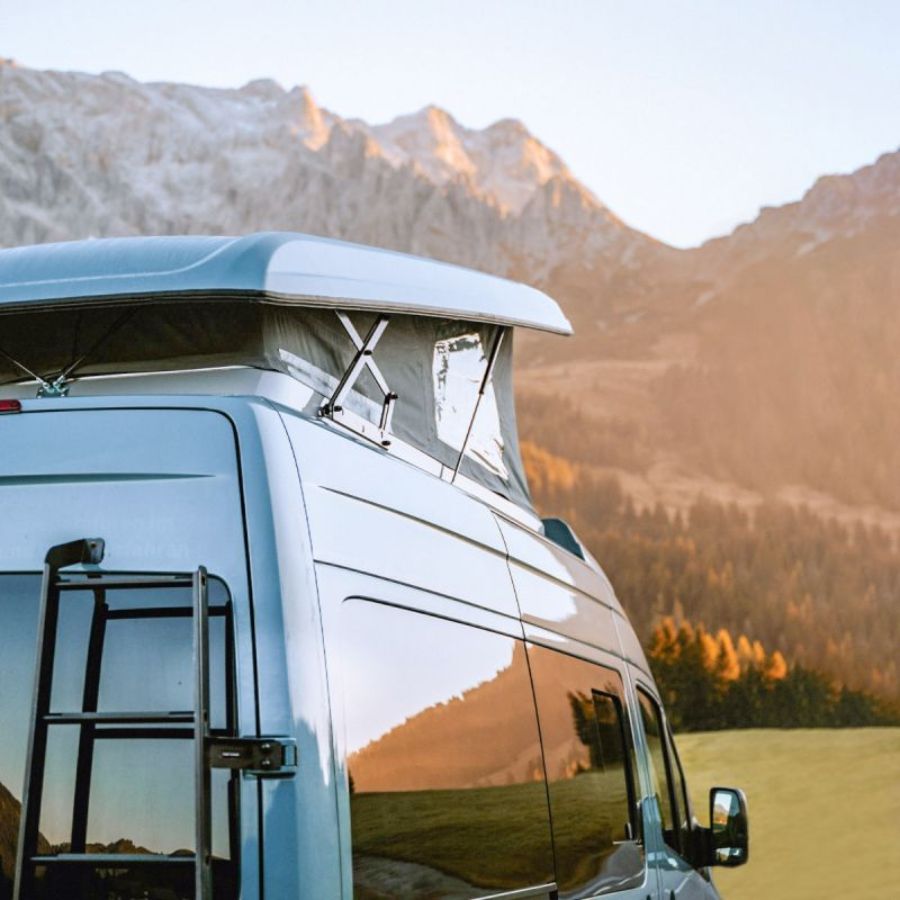 Aufstelldach SCA 252 für Mercedes-Benz Sprinter und VW Crafter mit Einbau