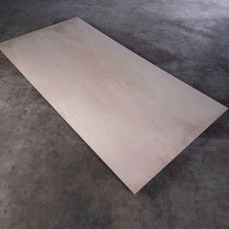 unterseite-der-Queenply-Multiplexplatte-mit-Grundierfolie