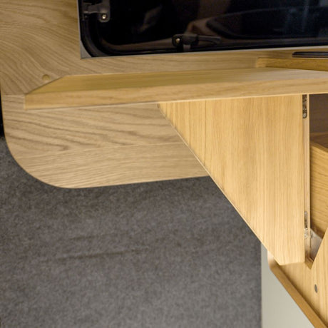 Camper-Schrank-mit-Sven-Bauhaus-Platte-Holzfunier