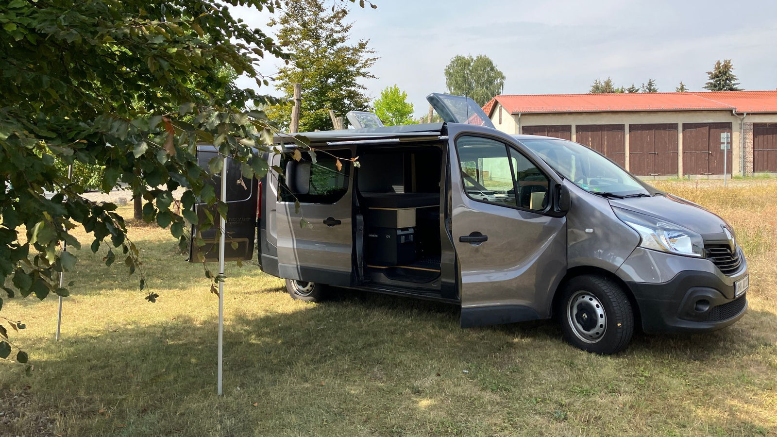 Renault Traffic Umbau - Campervan und Alltagsheld