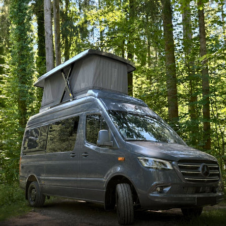 Mercedes Sprinter Camper mit SCA 252 ePa Schlafdach